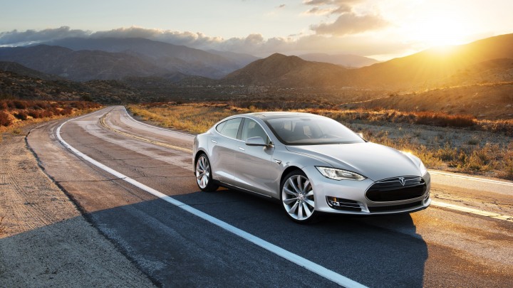 Tesla - 03